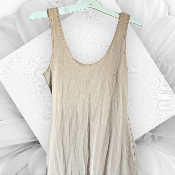 💝 Pre Owned Fashion Nova Bodycon Midi Dress - color Taupe - Small - Picture 4 of 6